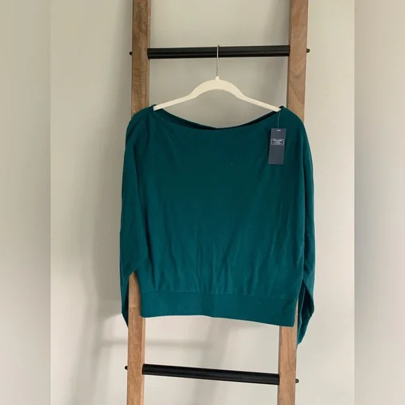 NWT Abercrombie & Fitch Teal Top - Picture 1 of 5